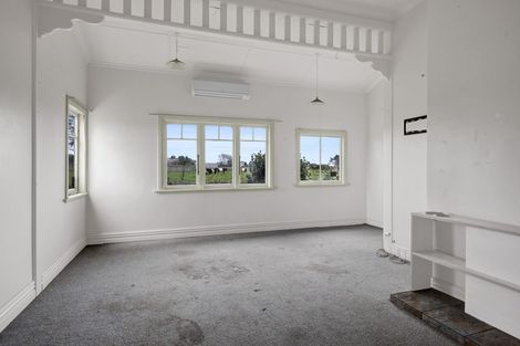 Photo of property in 41 County Drive, Hawera, 4610