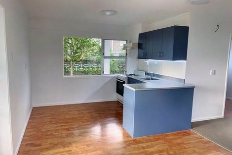Photo of property in 12a Westwell Road, Belmont, Auckland, 0622