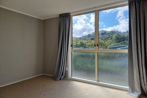 Photo of property in 27 Viewmont Drive, Harbour View, Lower Hutt, 5010
