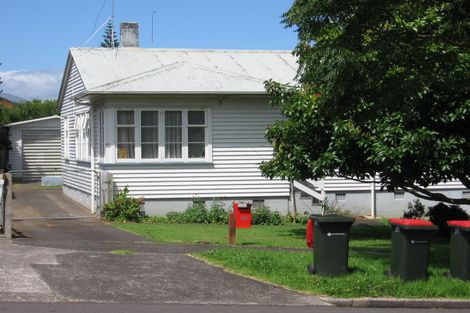 Photo of property in 13 Moana Avenue, Onehunga, Auckland, 1061