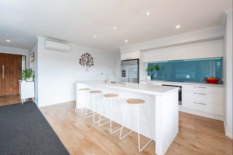 Photo of property in 2 Woolshed Drive, Stoke, Nelson, 7011