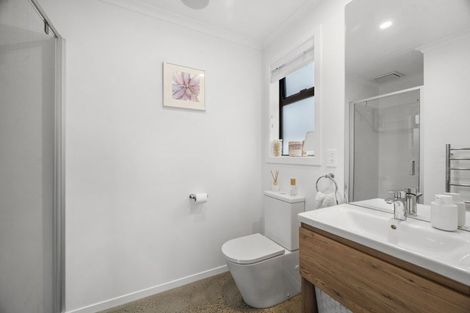 Photo of property in 4b Harakeke Drive, Wharewaka, Taupo, 3330