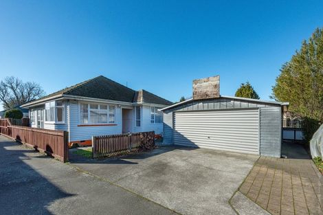 Photo of property in 2/102 Yaldhurst Road, Sockburn, Christchurch, 8042