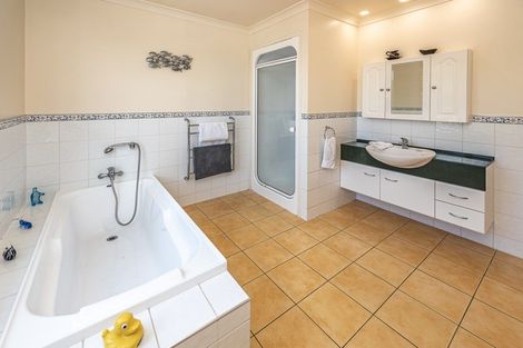 Photo of property in 5 Kawatiri Avenue, Gonville, Whanganui, 4501