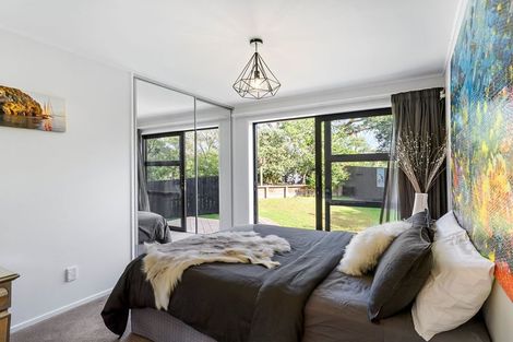 Photo of property in 47 Felgrove Street, Glendene, Auckland, 0602