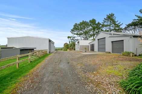 Photo of property in 350 Awai Road, Tarurutangi, New Plymouth, 4372