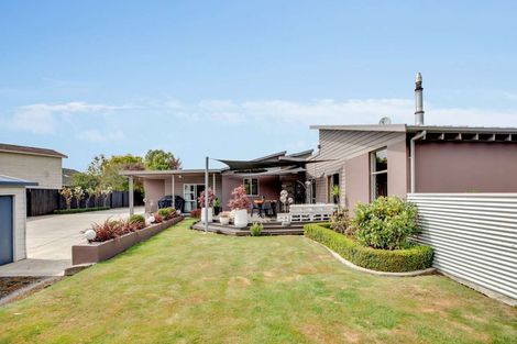 Photo of property in 11a Larch Place, Casebrook, Christchurch, 8051