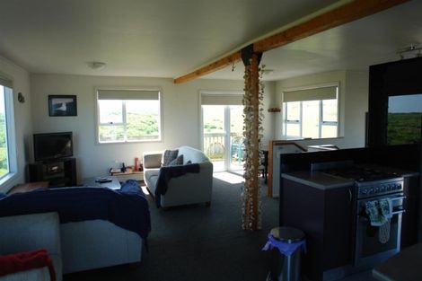 Photo of property in 29 Nukumaru Parade, Waiinu Beach, Whanganui, 4588