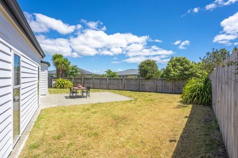 Photo of property in 29 Gallipoli Place, Paraparaumu, 5032