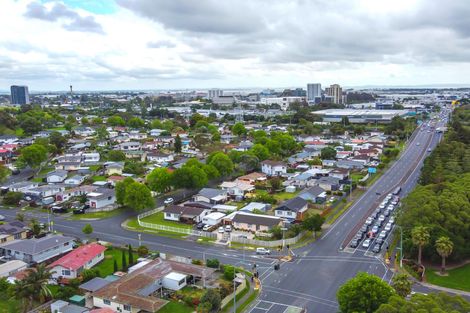 Photo of property in 3 Sandrine Avenue, Clover Park, Auckland, 2019