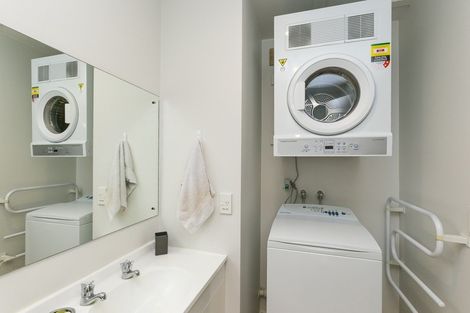 Photo of property in Lexington Apartments, 33f Hania Street, Mount Victoria, Wellington, 6011