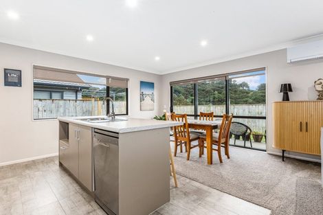 Photo of property in 9 Moonsail Drive, Whitby, Porirua, 5024