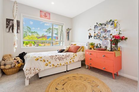 Photo of property in 78 Solan Drive, Waimauku, 0812