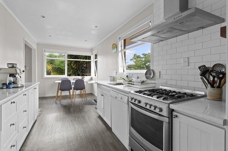 Photo of property in 4 Gerrand Place, Chedworth, Hamilton, 3210