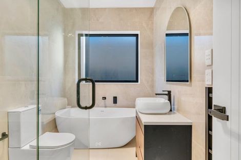 Photo of property in 31 Bremner Ridge Street, Flat Bush, Auckland, 2019