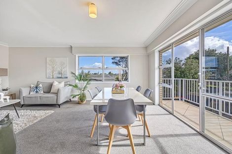 Photo of property in 3/84 Rangitoto Road, Papatoetoe, Auckland, 2025