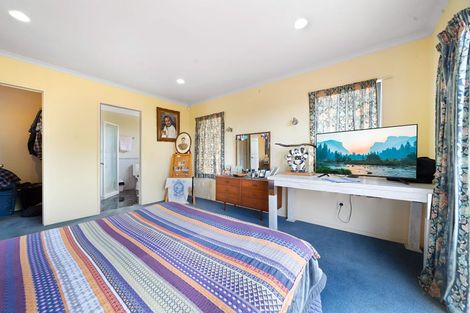 Photo of property in 42a Totara Road, Te Atatu Peninsula, Auckland, 0610