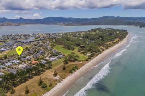 Photo of property in 662 Matarangi Drive, Matarangi, Whitianga, 3592