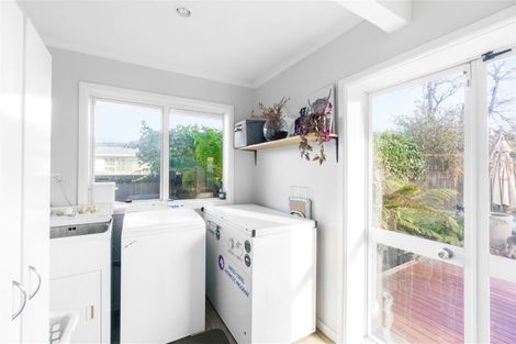 Photo of property in 40 Oriana Crescent, Hornby, Christchurch, 8042