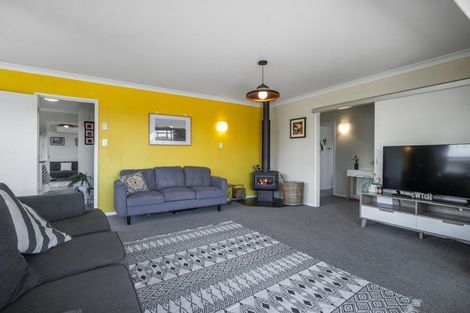 Photo of property in 54 Tremaine Avenue, Two Mile Bay, Taupo, 3330