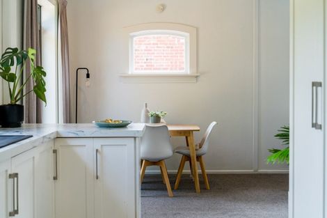 Photo of property in 33 Beach Street, Saint Clair, Dunedin, 9012