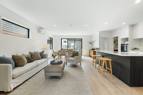 Photo of property in 109 Waituarua Drive, Takanini, Auckland, 2112