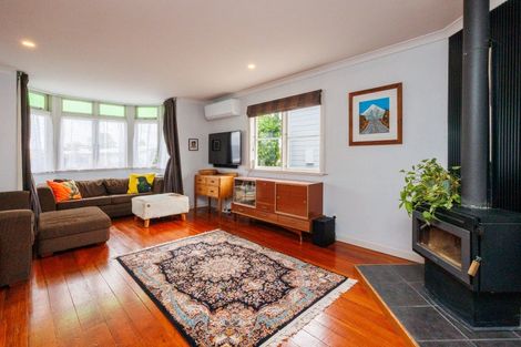 Photo of property in 33 Fitzroy Street, Terrace End, Palmerston North, 4410