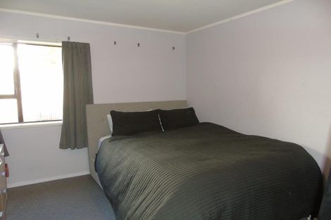 Photo of property in 140a Parkvale Road, Karori, Wellington, 6012