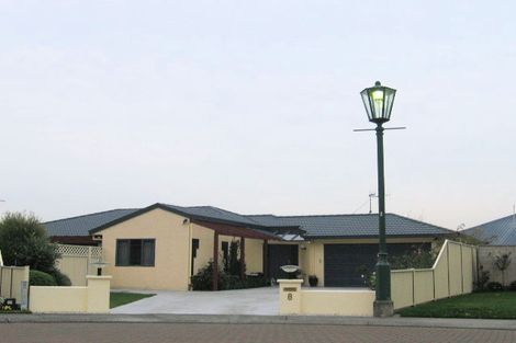 Photo of property in 8 Lowndes Place, Taradale, Napier, 4112