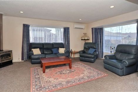 Photo of property in 3/57 Tyrone Street, Belfast, Christchurch, 8051