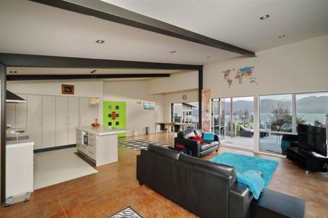 Photo of property in 60 James Drive, Diamond Harbour, Lyttelton, 8971