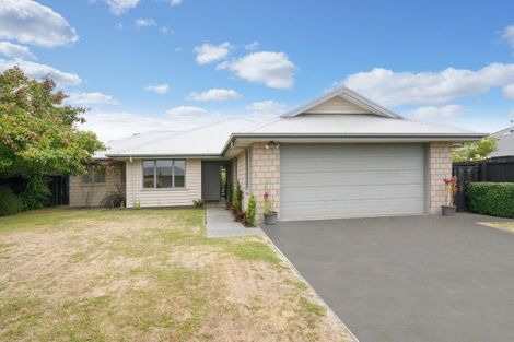 Photo of property in 16 Freyberg Street, Rangiora, 7400