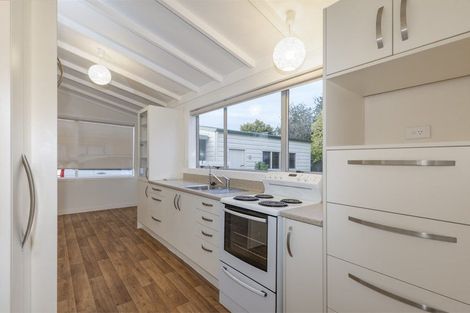 Photo of property in 90 Hakanoa Street, Huntly, 3700