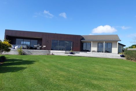 Photo of property in 236 Koru Road, Omata, New Plymouth, 4374