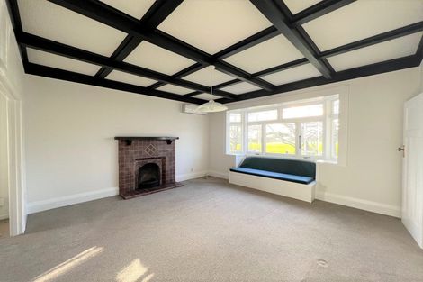 Photo of property in 22 Walker Road, Point Chevalier, Auckland, 1022