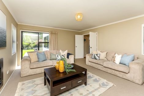 Photo of property in 5 Aspen Place, Whalers Gate, New Plymouth, 4310