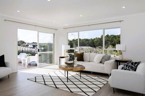 Photo of property in 19 Stanford Street, Albany, Auckland, 0632