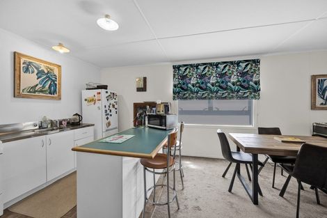 Photo of property in 433 Waihi Road, Normanby, Hawera, 4614