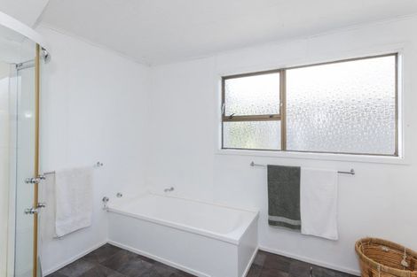 Photo of property in 16 Rawiri Street, Kaiti, Gisborne, 4010