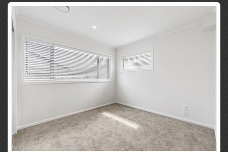 Photo of property in 8 Waihanga Way, Bucklands Beach, Auckland, 2014