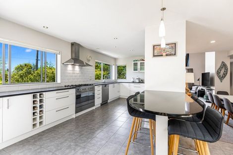 Photo of property in 12 Orne Street, Torbay, Auckland, 0630