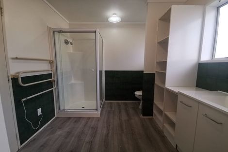 Photo of property in 2/462 Great South Road, Opaheke, Papakura, 2113