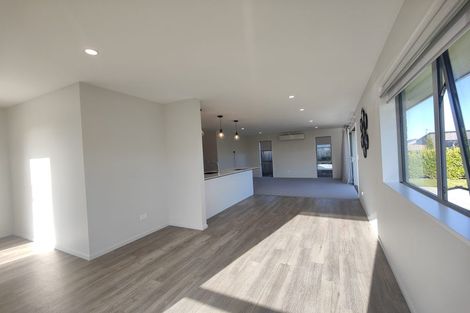 Photo of property in 66 Stationmasters Way, Prebbleton, 7604