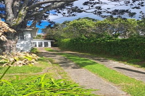 Photo of property in 325 Lake Road, Hauraki, Auckland, 0622