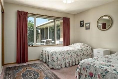Photo of property in 3 Wiltshire Mews, Avonhead, Christchurch, 8042