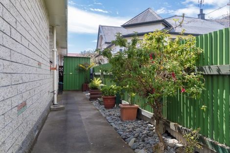 Photo of property in 2/306 Hastings Street South, Hastings, 4122