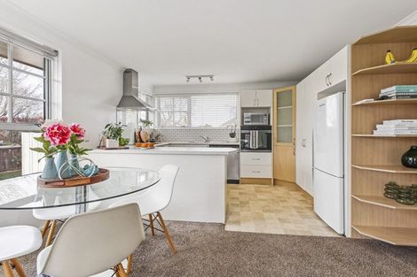 Photo of property in 94 Merrin Street, Avonhead, Christchurch, 8042