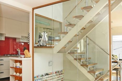 Photo of property in 3/38 Ferry Street, Seatoun, Wellington, 6022