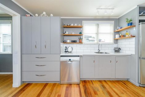 Photo of property in 126 High Street, Bulls, 4818