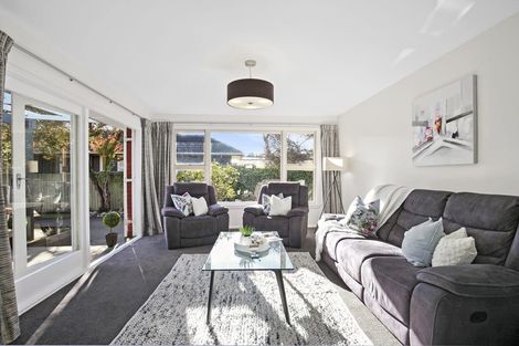 Photo of property in 6 Rossiter Avenue, Redwood, Christchurch, 8051